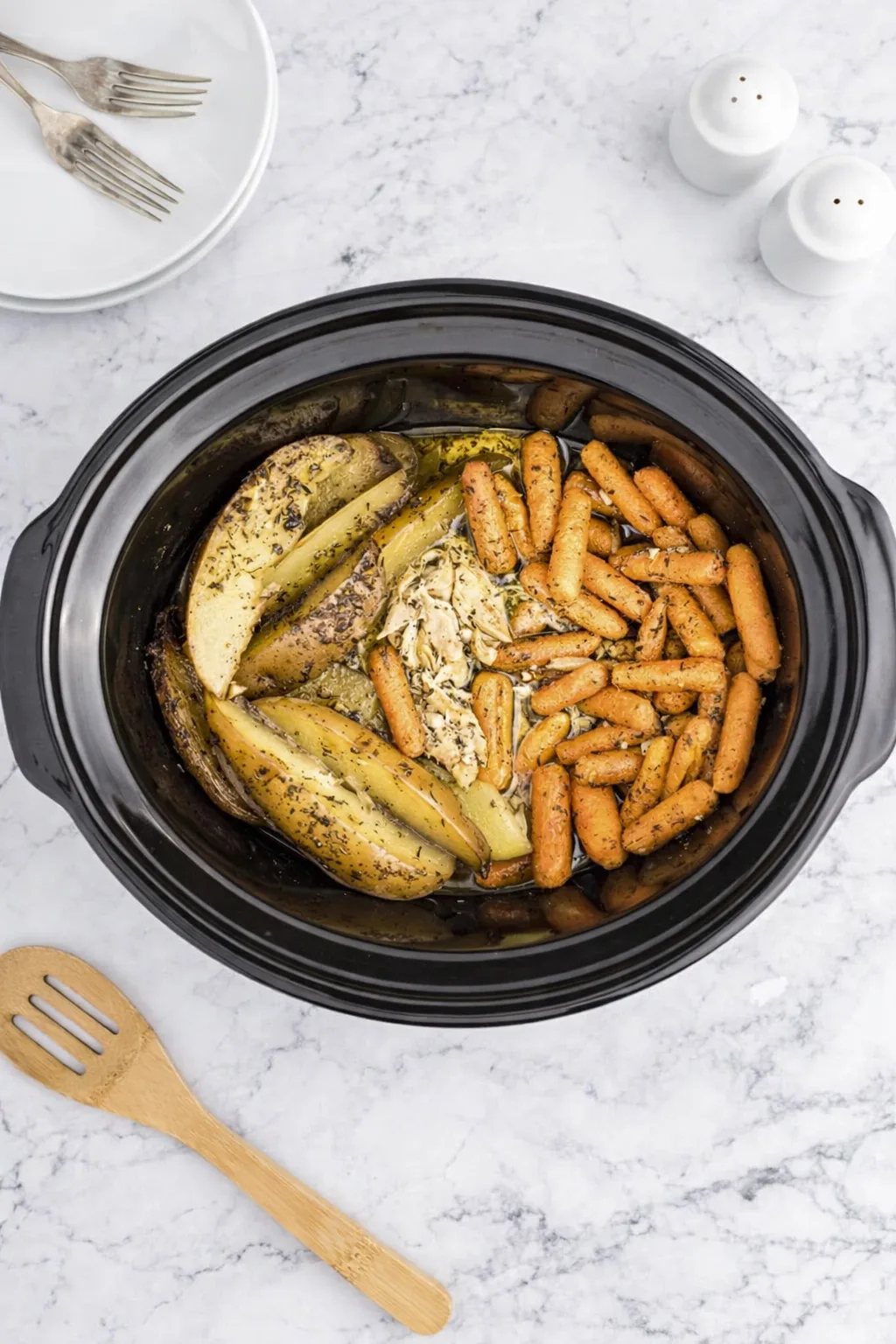 Crockpot Garlic Herb Chicken & Veggies